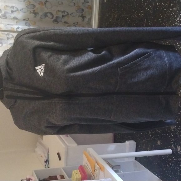 Adidas sweater - Picture 1 of 3